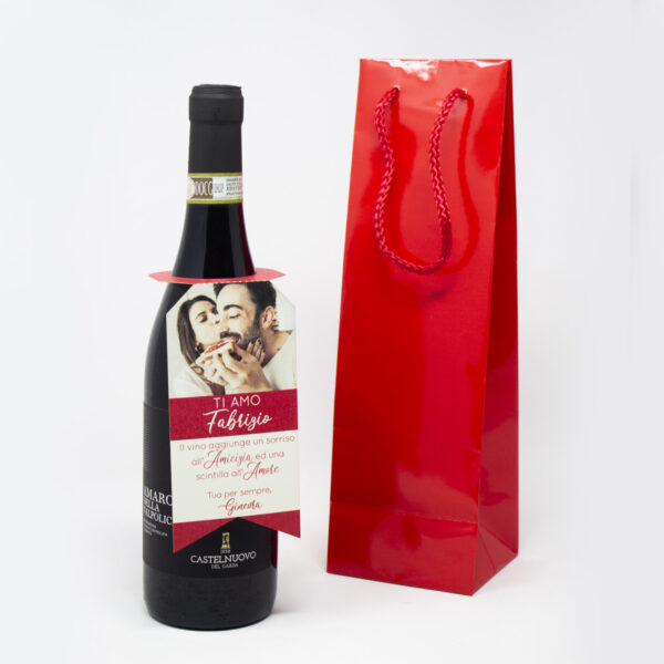 bottiglia di vino personalizzato grafica love