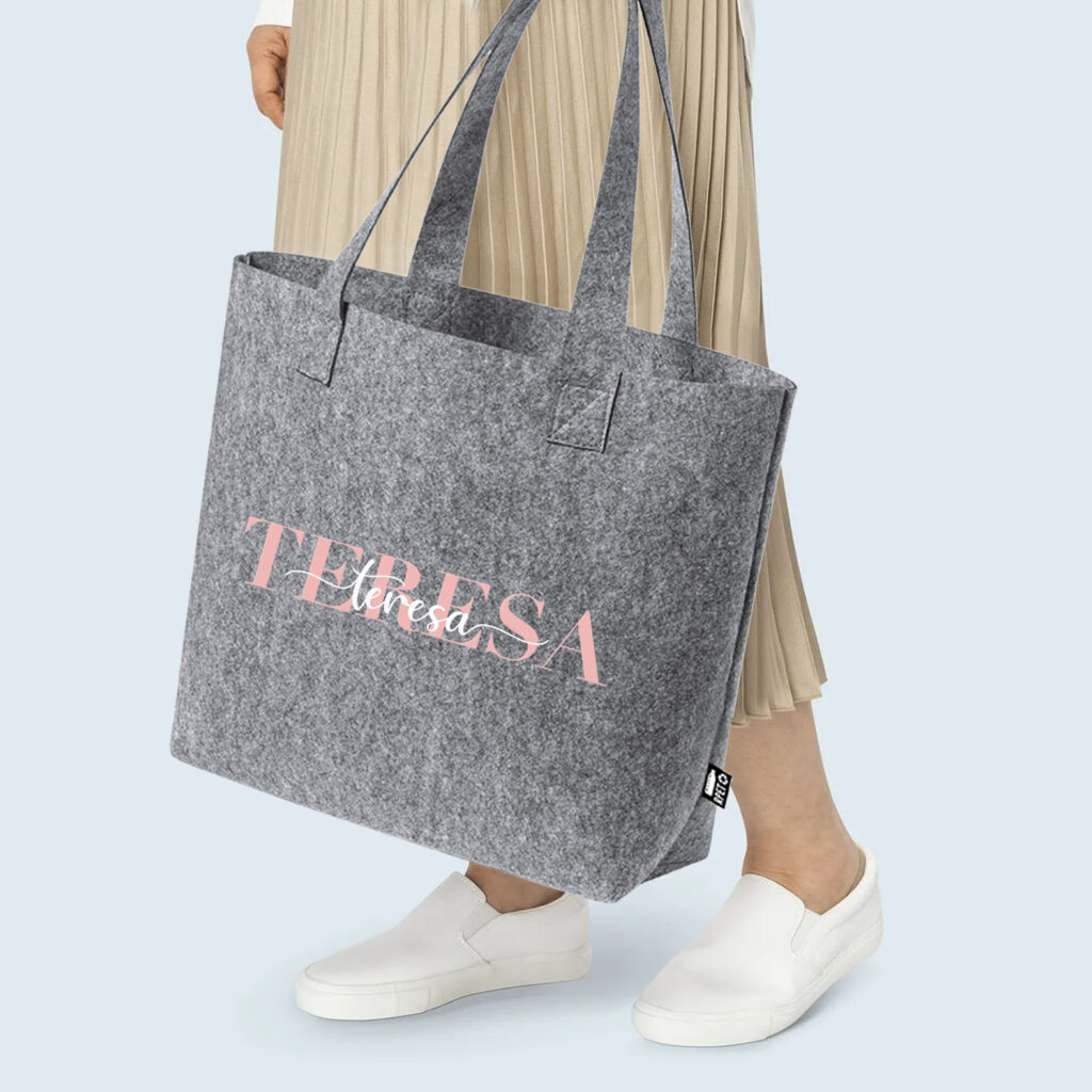 Borsa Tote grande in tela bianca e nera con nome, personalizzata con cuore floreale, regalo di