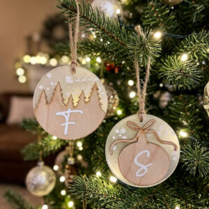 Palline di Natale in Legno con Iniziale