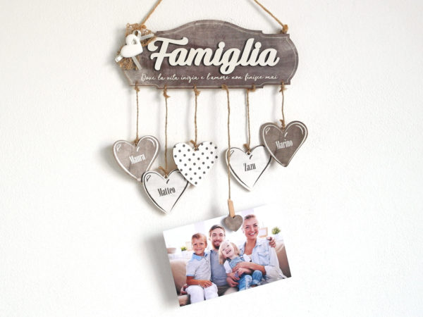 Targhetta Famiglia con Cuore in Gesso e Fiocco in Juta - Idea Regalo per Famiglia